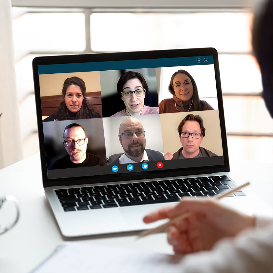 Faculty photo by Javier Rivas